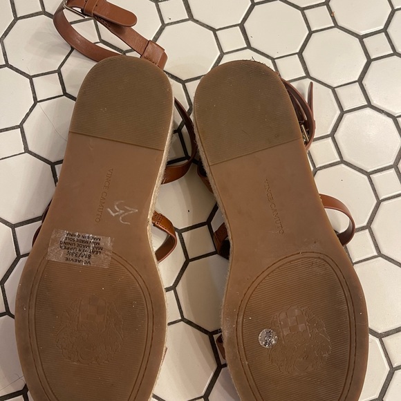 Vince Camuto platform wedges ankle wrap - Picture 5 of 9